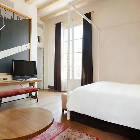 Do Placa Reial Hotel Gothic Quarter, Sonder By Marriott Bonvoy Barcelona Exterior photo