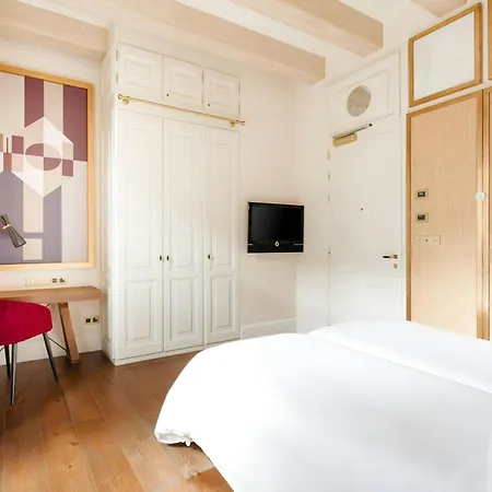Do Placa Reial Hotel Gothic Quarter, Sonder By Marriott Bonvoy Barcelona Exterior photo