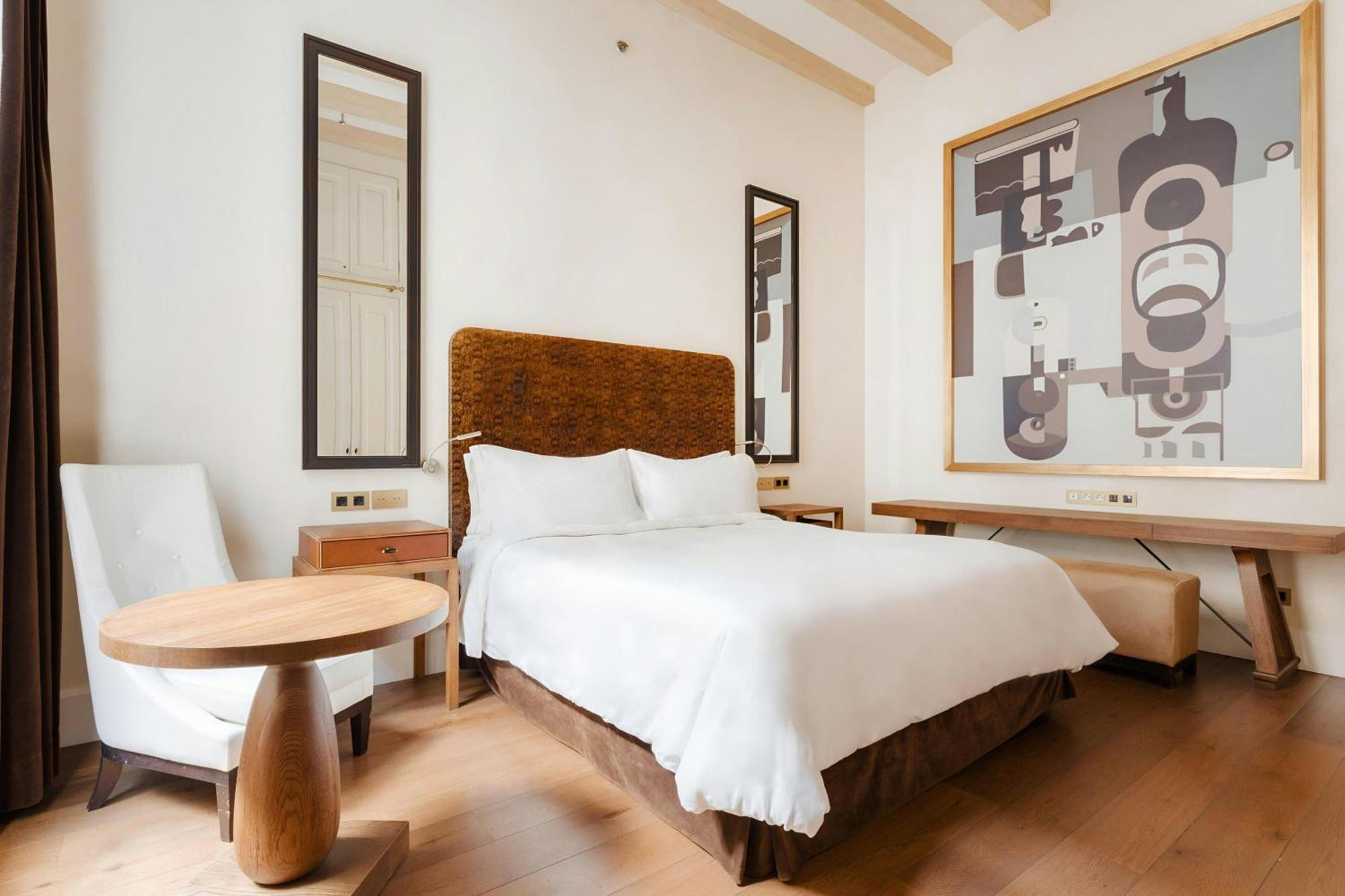 Hotel Sonder Do Plaça Reial 5*